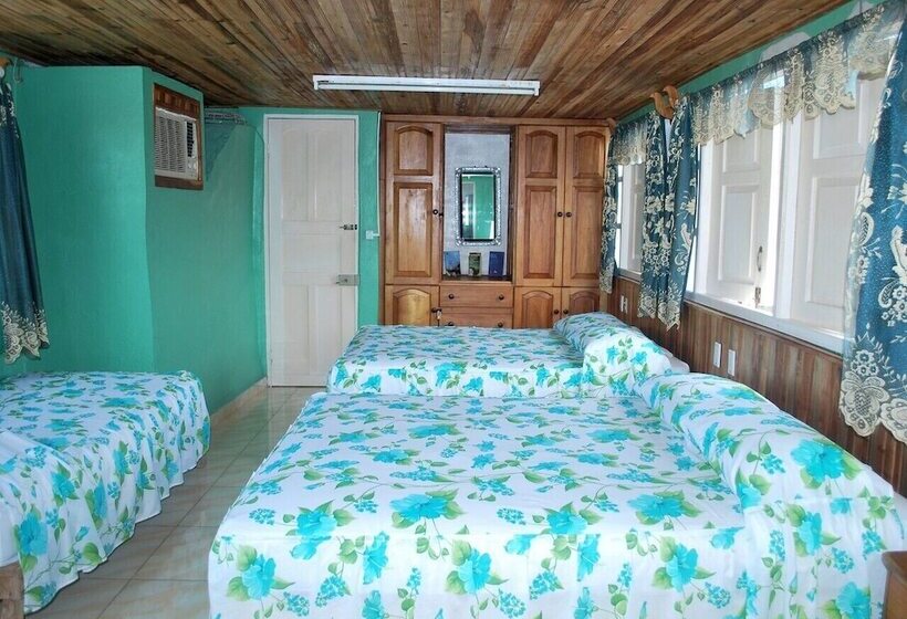 پانسیون Casa Caracol