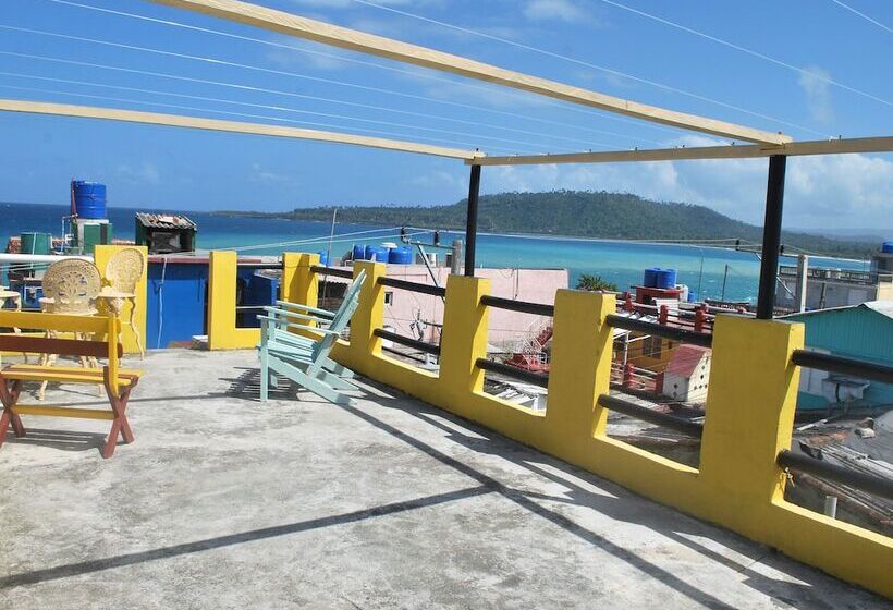 پانسیون Casa Caracol