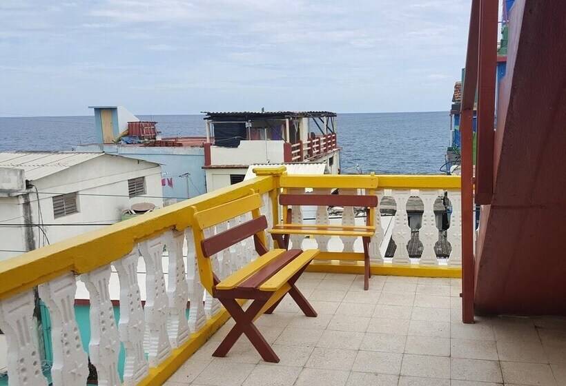 پانسیون Casa Caracol