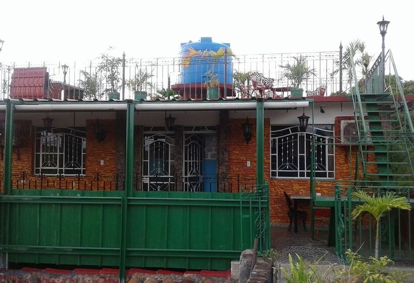 پانسیون Casa Colonial La Nonna