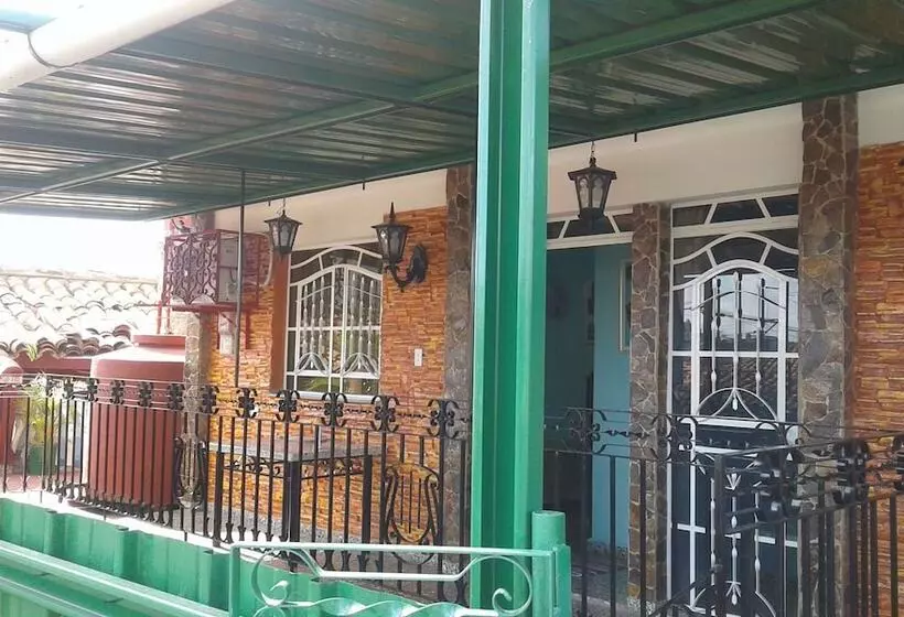ペンション Casa Colonial La Nonna