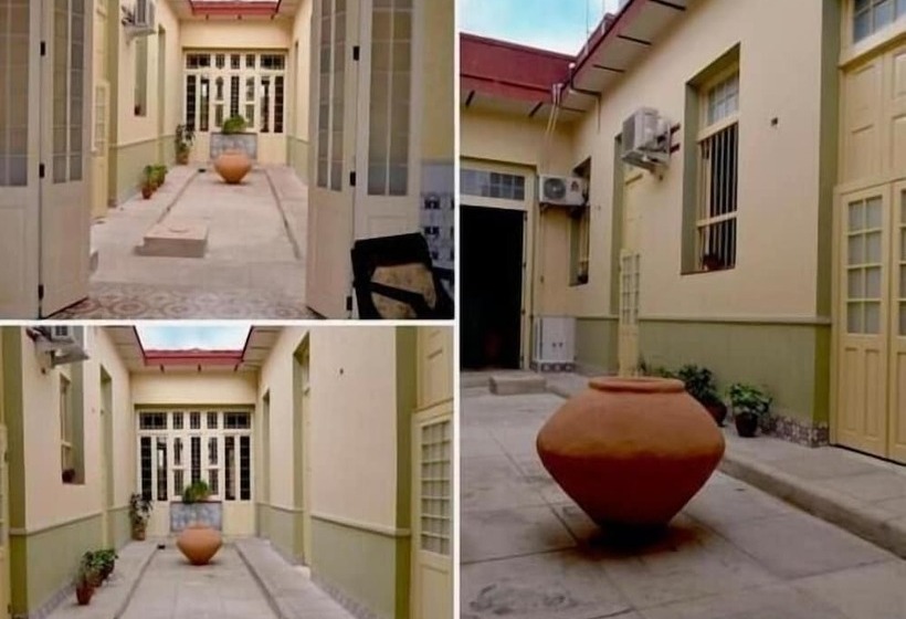 پانسیون Hostal 1810