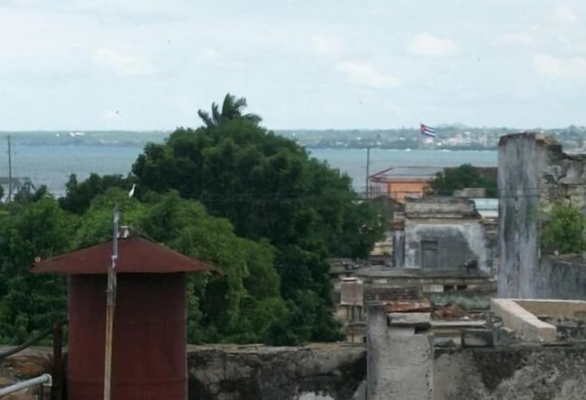 پانسیون Hostal 1810