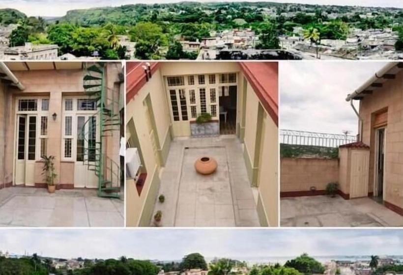 پانسیون Hostal 1810