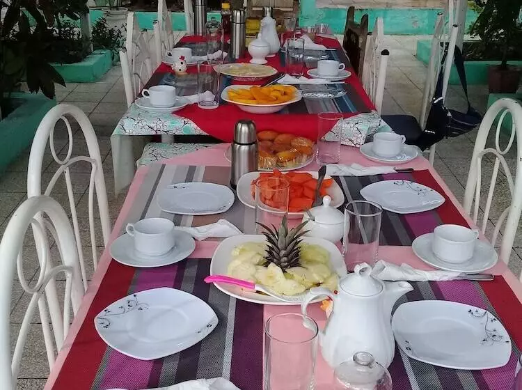 ペンション Hostal La Casona De Santa Rita