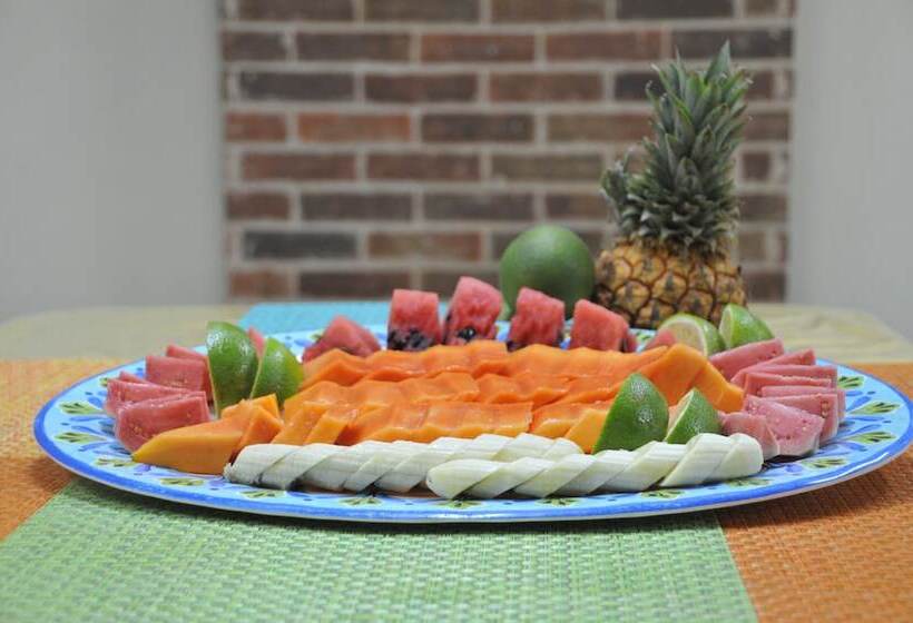 پانسیون Shoko Berri House