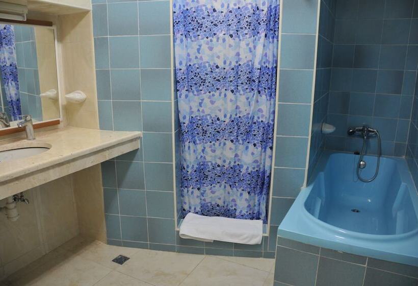 پانسیون Shoko Berri House