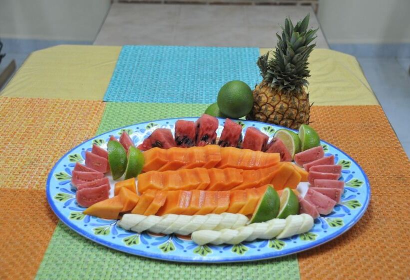 پانسیون Shoko Berri House