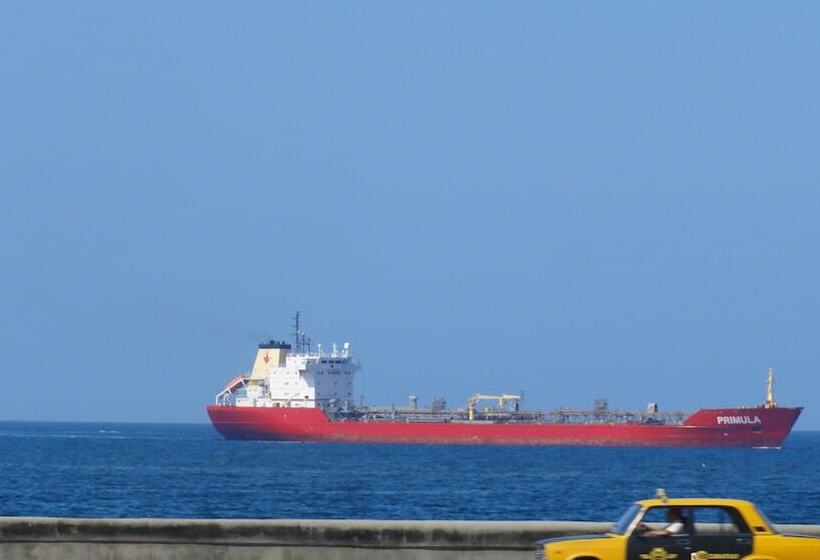 پانسیون Villa Ebomar