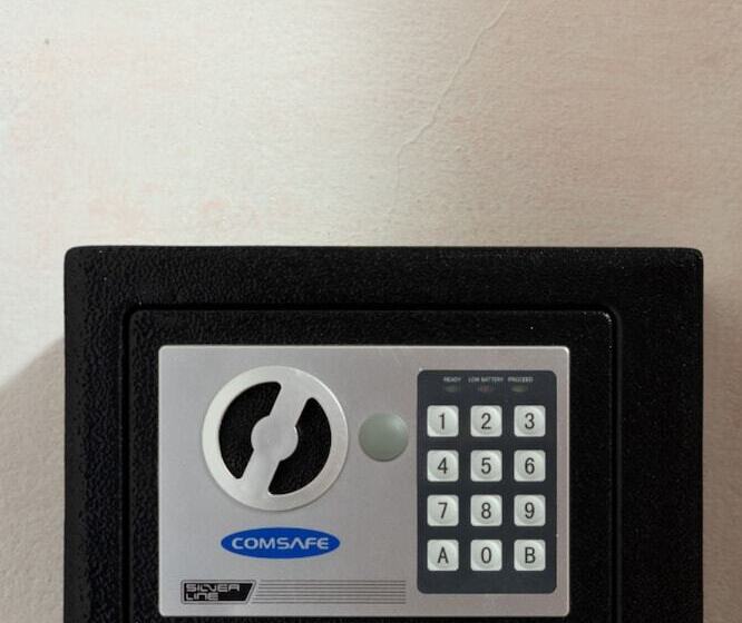 پانسیون Villa Ebomar