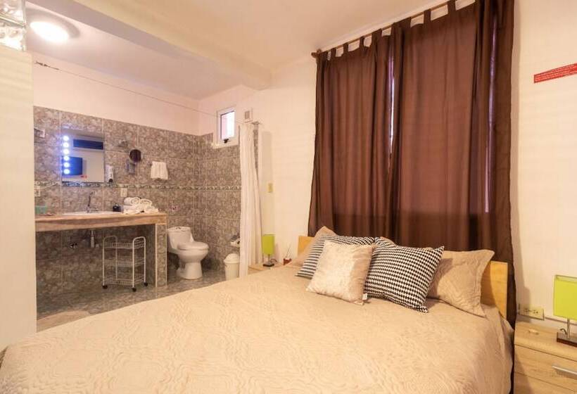 پانسیون Villa Ebomar