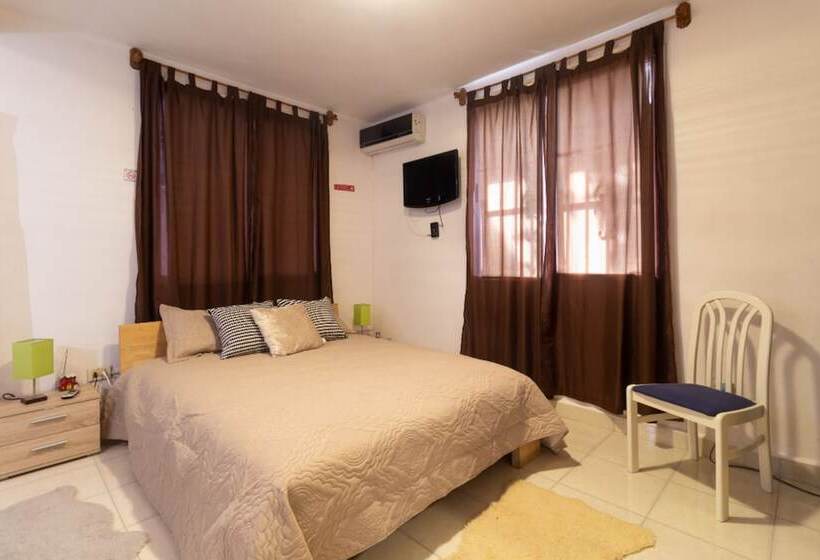 پانسیون Villa Ebomar