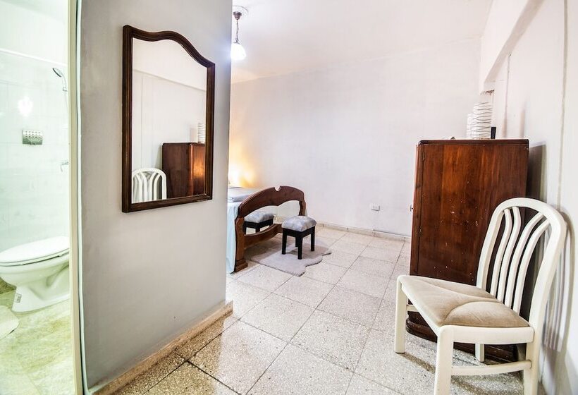 پانسیون Villa Ebomar