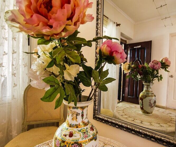 پانسیون Villa Ebomar