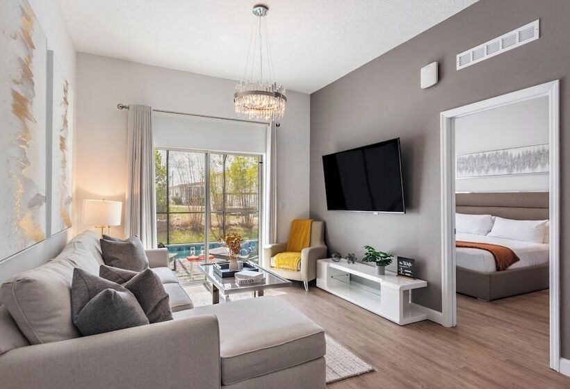 Radiant Realm Avantstay 30mins To Disney + Private Pool