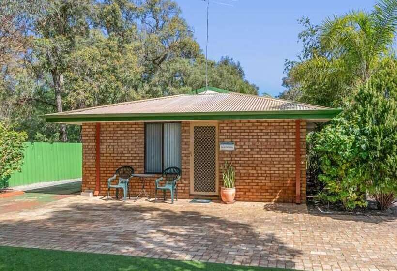 منتجع Mandurah Caravan And Tourist Park