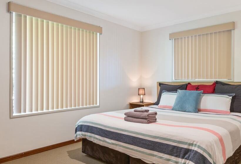 منتجع Mandurah Caravan And Tourist Park