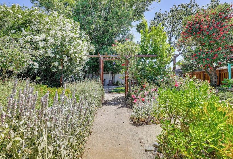 Santa Rosa Home W/ Fire Pit < 1 Mi To Downtown!