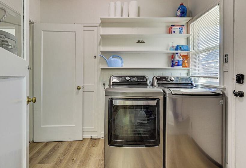 Santa Rosa Home W/ Fire Pit < 1 Mi To Downtown!