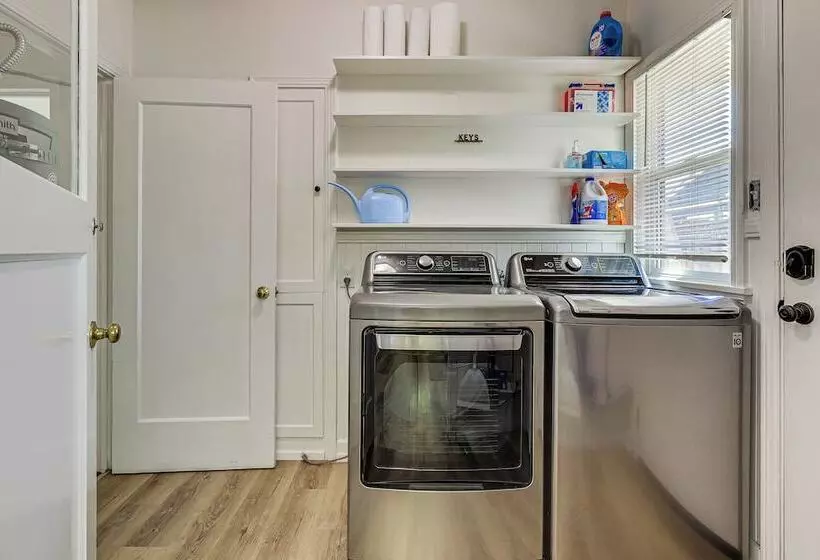 Santa Rosa Home W/ Fire Pit < 1 Mi To Downtown!