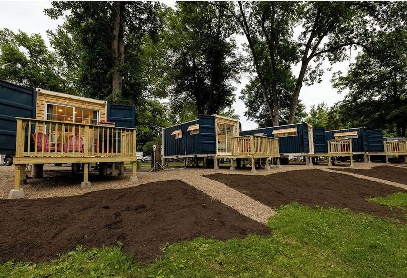 Schuyler Yacht Basin