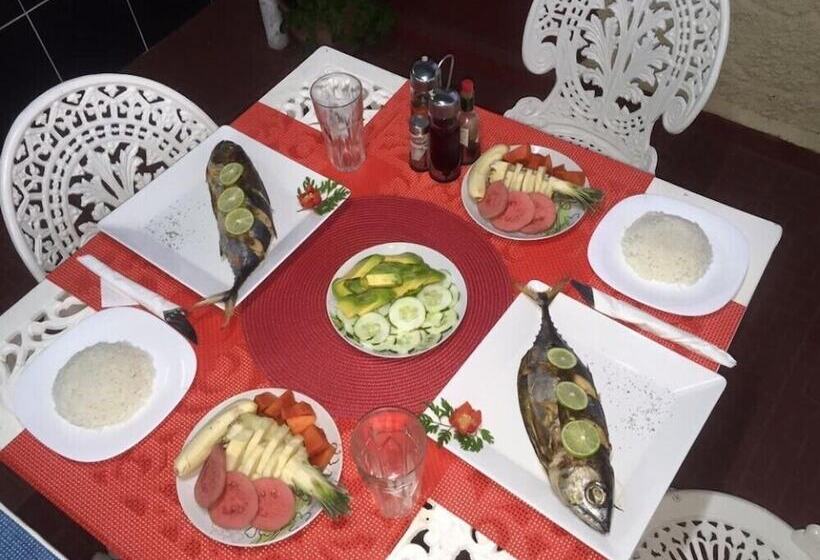 تختخواب و صبحانه Casa Ana