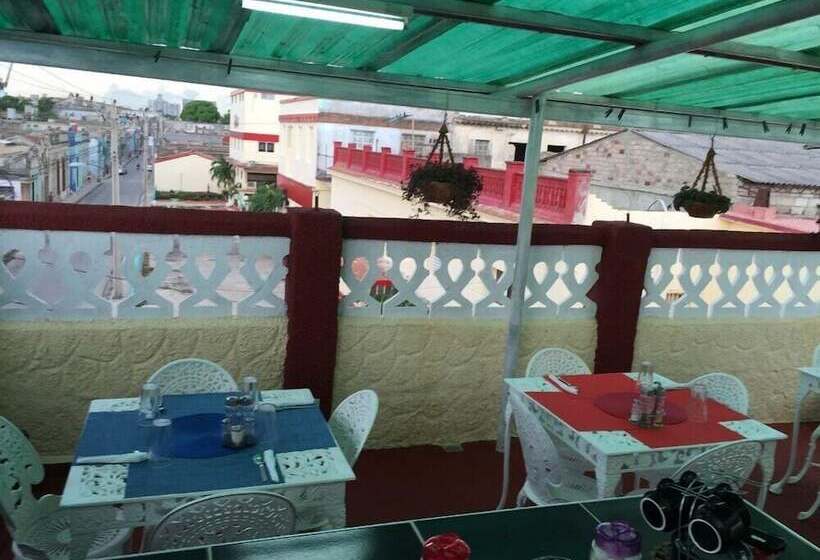 تختخواب و صبحانه Casa Ana