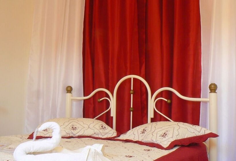 تختخواب و صبحانه Hostal Luly Y Rene