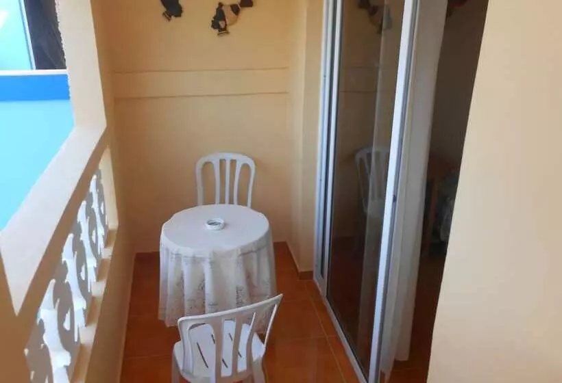 ペンション Hostal Olivia Boca De Camarioca