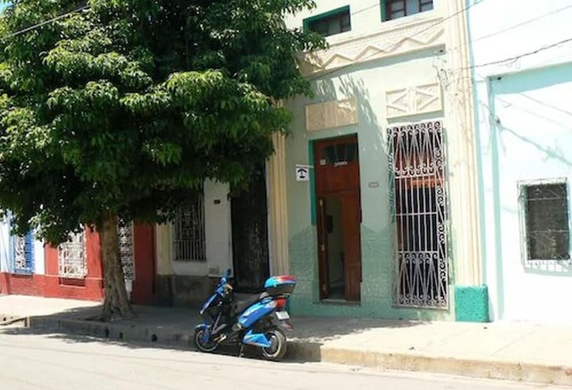 پانسیون Hostal Santa Martha