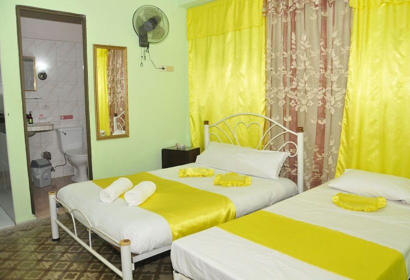 پانسیون Hostal Yuliet & Ariel