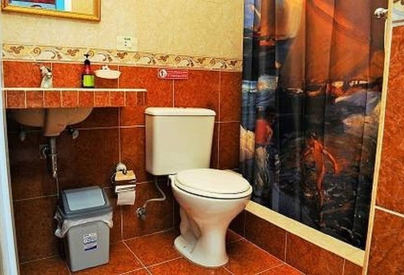 پانسیون Hostal Yuliet & Ariel