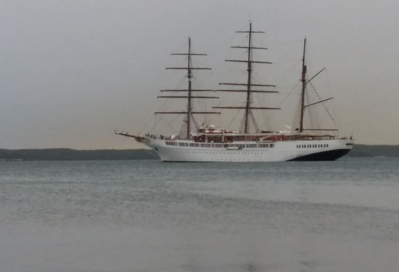 پانسیون Hostal Yuliet & Ariel