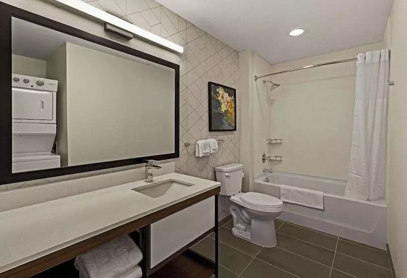 Hotelli Everhome Suites Fayetteville Near Fort Liberty