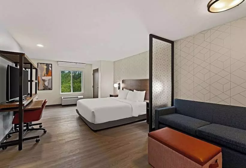 Hotelli Everhome Suites Fayetteville Near Fort Liberty