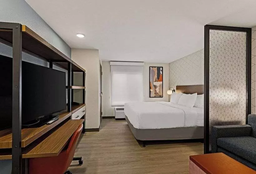 Hotelli Everhome Suites Fayetteville Near Fort Liberty