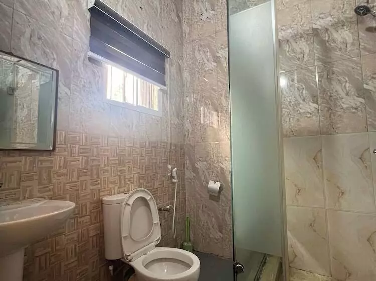 هتل Ice Suites