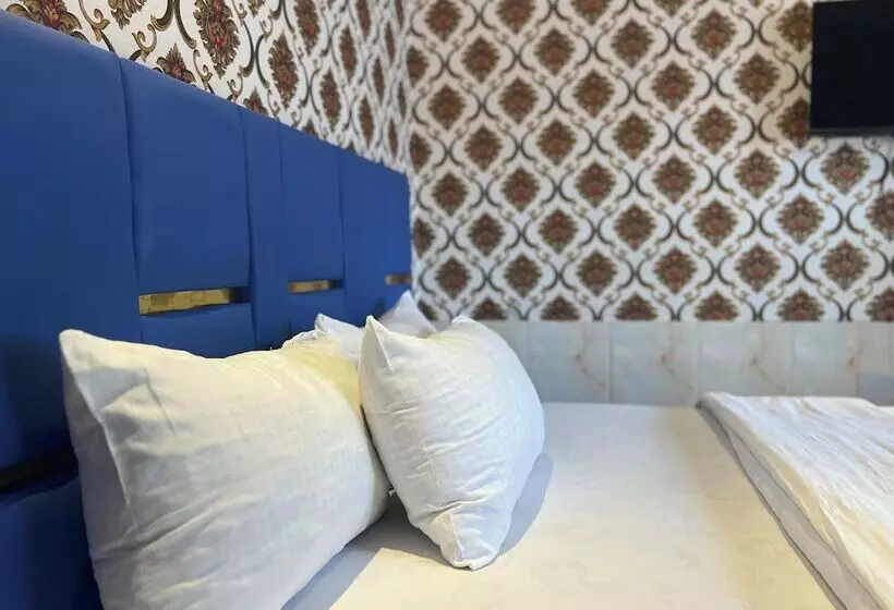 هتل Ice Suites