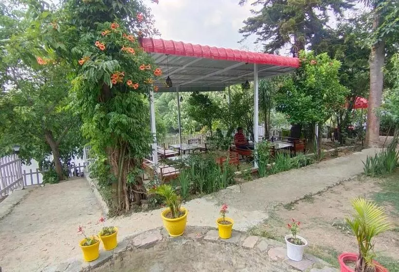 Resort Sarovar Inn