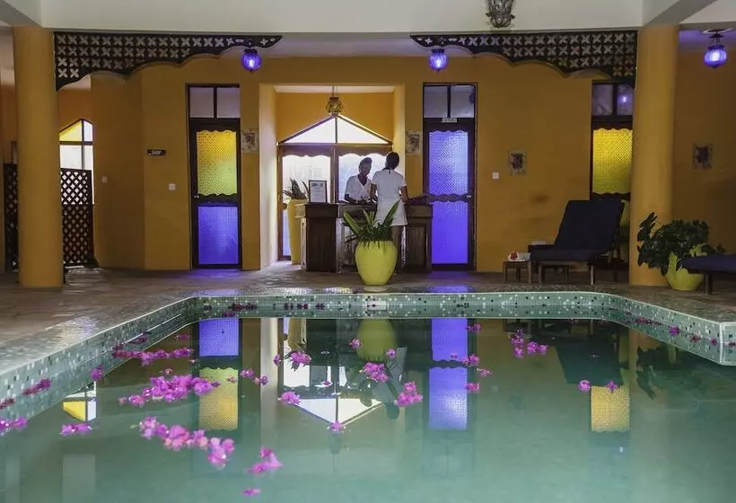 Ahg Waridi Beach Resort & Spa