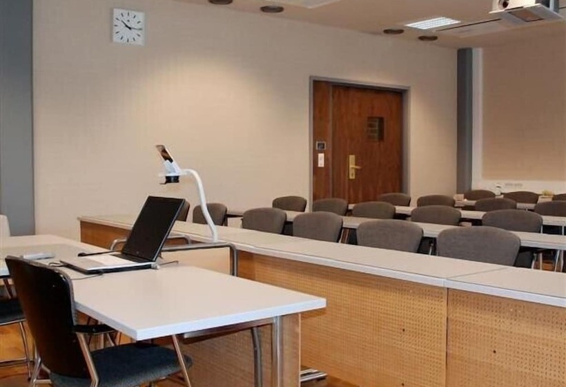 הוסטל Imatra Spa Sport Camp