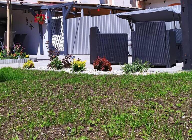 הוסטל Penzion B5