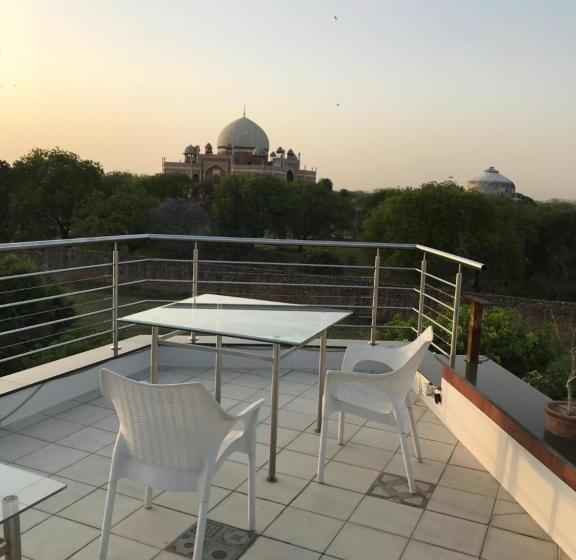 تختخواب و صبحانه B Nineteen