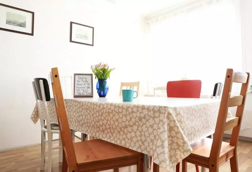 تختخواب و صبحانه Bed&breakfast Tuure
