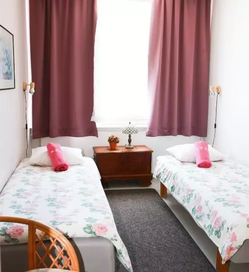 تختخواب و صبحانه Bed&breakfast Tuure
