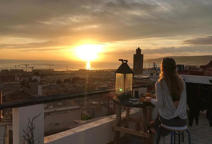 مبيت وإفطار La Surf House Morocco