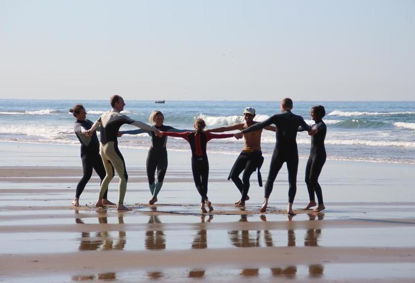 مبيت وإفطار La Surf House Morocco