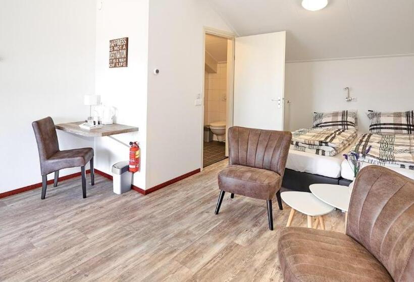 Bed and Breakfast Camping Tussen De Diepen