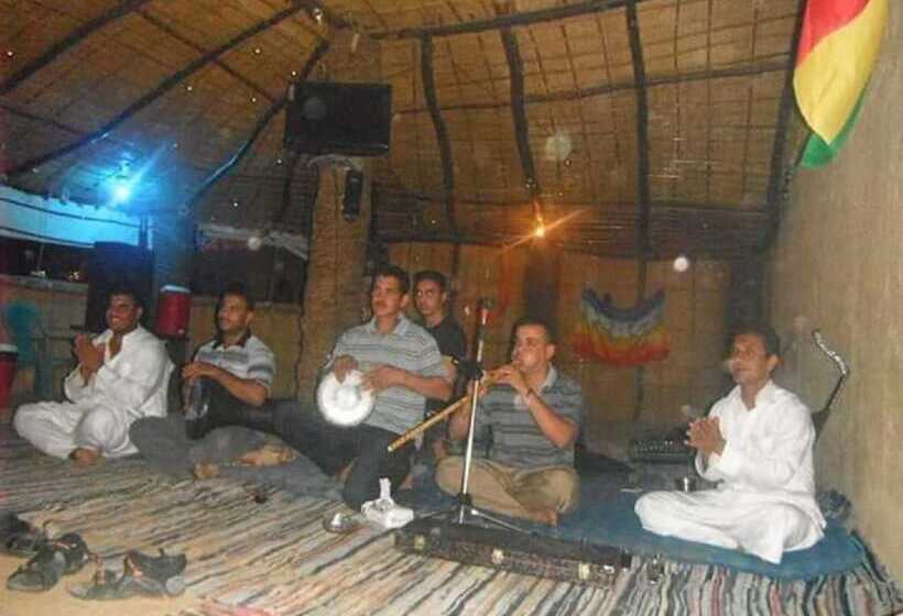 هتل Bawiti Oasis Resort