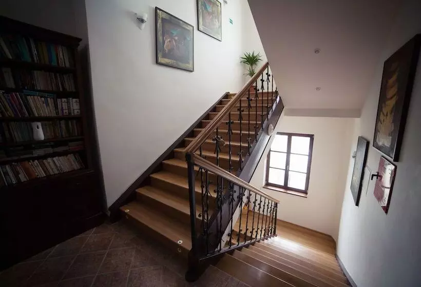 Hotelli Bristol